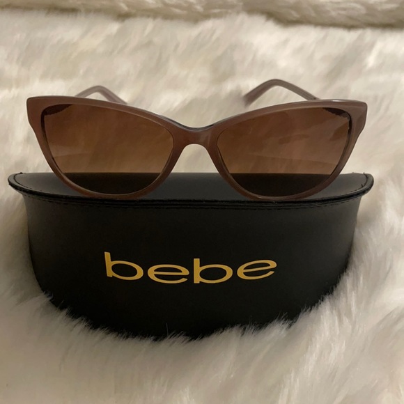 bebe Accessories Bebe Bb784 Time Of Your Life Sunglasses